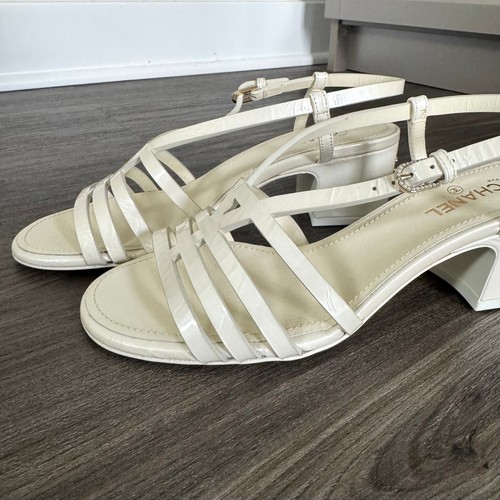 CHANEL White Patent Leather Rhinestone CC Logo Block Heel Sandals 36.5 NEW Shoes - Picture 4 of 9
