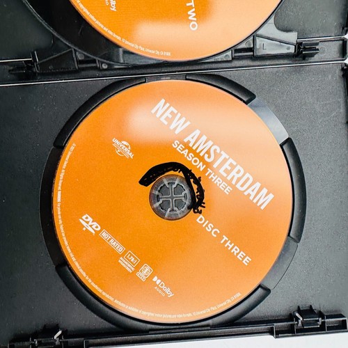 New Amsterdam: Season Three (DVD, 2021) - Picture 5 of 7