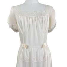 Vintage 50s MUNSINGWEAR Pastel Pink Nylon Lacy Maxi Nightgown Women's Size 36