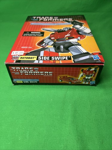 Transformers Hasbro G1 Reissue Sideswipe TRU Exclusive Commemorative Series VIII - Picture 9 of 9
