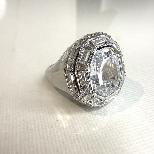 Swarovski Ring Size 60 Mesmera Cocktail Octagon Cut RRP £220 - Picture 7 of 9