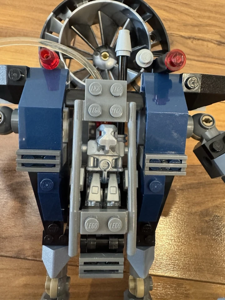 LEGO Exo-Force: Buitre de Fuego (7703) 98% Completo (Sin caja, pegatinas, manual) Foto 2 de 3