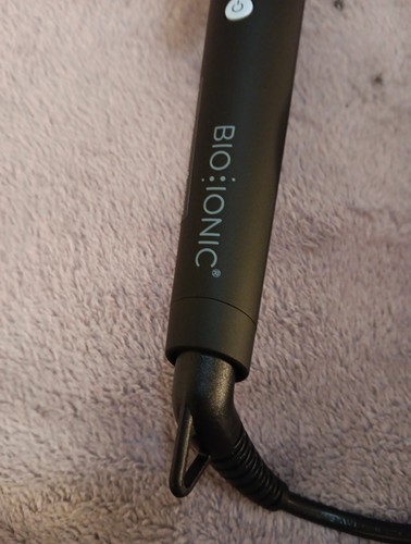 Bio Ionic 1.5 Inch Long Barrel Ceramic Curling Iron New Opened Box Never Used - 第 15/16 張圖片