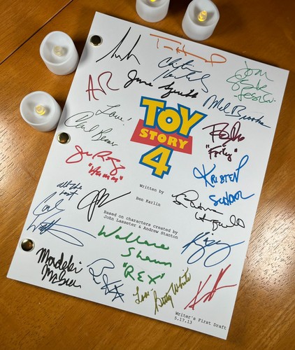 Toy Story 4 Script Replica - Signed - Autograph Reprints- Woody & Buzz Lightyear - Picture 2 of 9