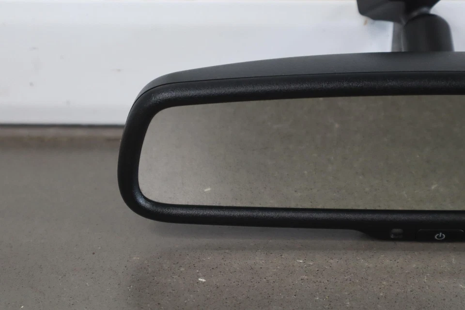 Espejo retrovisor Lexus GX460 2010-2012 (con navegación y faros adaptativos) Foto 2 de 4