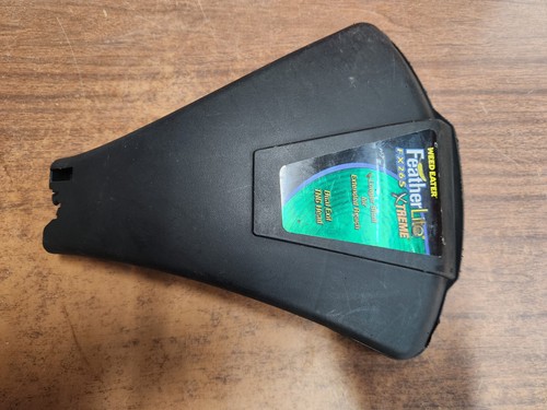 Weedeater Featherlite FX26S 711858 String Trimmer Shield Assembly 530071795