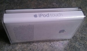 Apple-iPod-Touch-64GB-3rd-Generation-A1318-EMPTY-Plastic-Box-Case