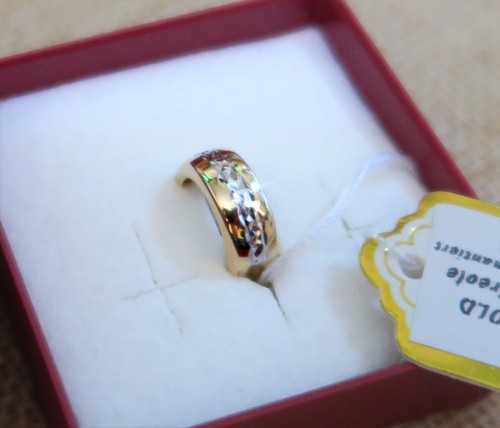 375 ECHT GOLD *** Kleine Herren Single-Creole Ohrring bicolor diamantiert 12 mm - Bild 3 von 6