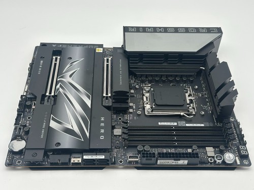 ASUS ROG CROSSHAIR X870E HERO AMD AM5 ATX motherboard - Picture 3 of 9
