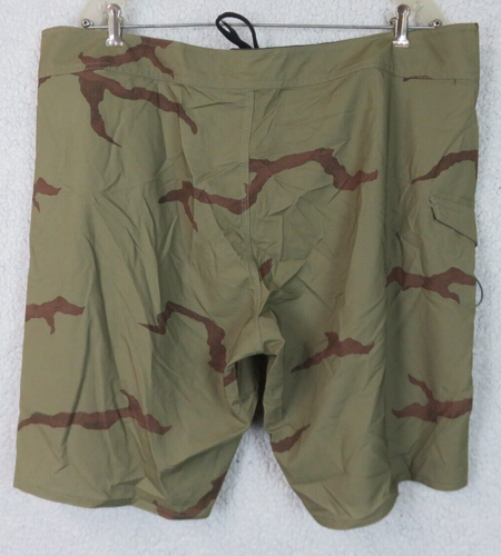 Mens Volcom Mod Tech Camo Shorts Size 40 Board Short Polyester Casual Flat Front - Picture 2 of 5