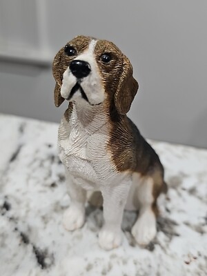 beagle figurine  the living stone- beagle   Read