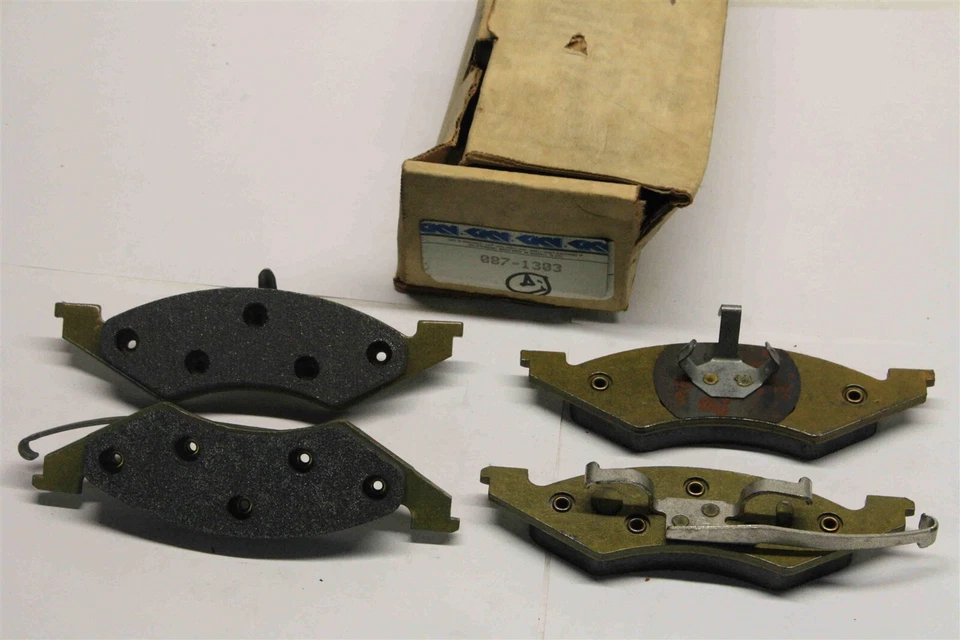 Тормозные колодки для FORD Escort Mercury Lynx 3/1983-1987 полуметаллические - Изображение 2 из 3