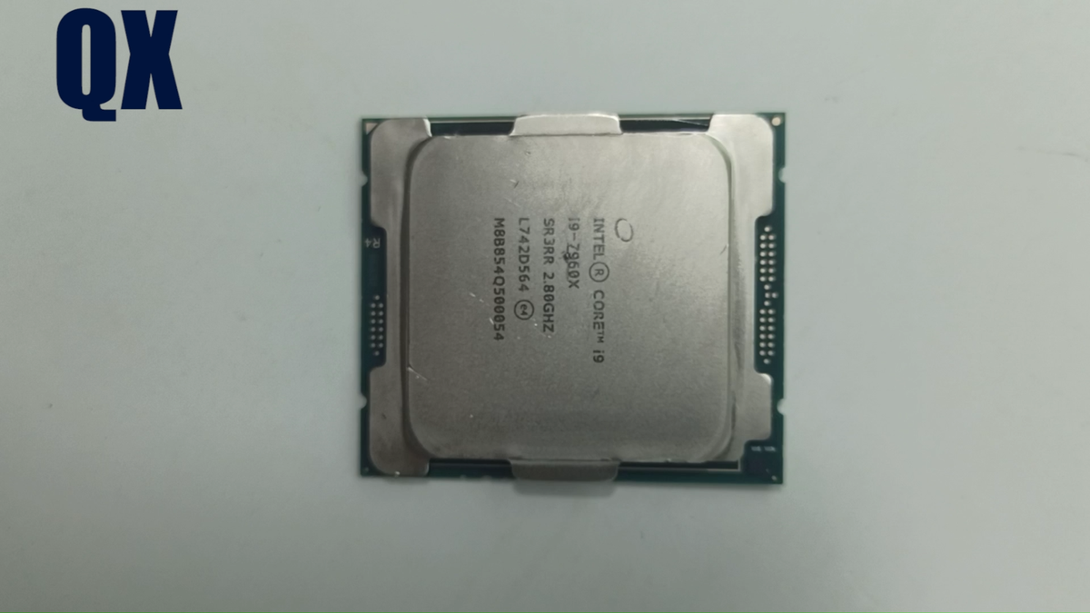 Intel Core X-series i9-7960X LGA-2066 CPU Processor X299 2.8 Intel Core X-series i9-7960X LGA-2066 CPU Processor X299 2.8