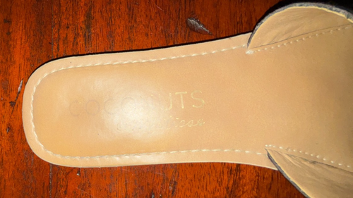 Coconuts by Matisse Black Cow Hair Slide Sandals Size 8 Womens - Picture 5 of 6