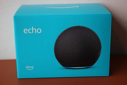 Haut-parleur intelligent Amazon Echo (4e gén.) - charbon de bois - Photo 1 sur 6