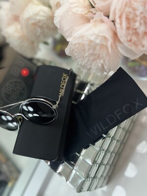 Wildfox Black Round Sunglasses With Gradient Lenses 63-14  display picture 3