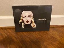 MADONNA MADAME X [SUPER DELUXE EDITION 2CD/7" PICTURE DISC/CASSETTE BOX SET] NEW