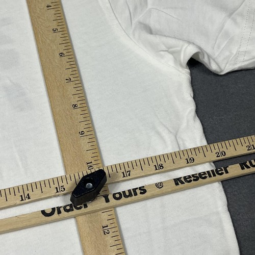 Snoopy's Surf Shop Shirt Mens Medium White Japanese Peanuts Haleiwa Hawaii USA - Picture 9 of 9
