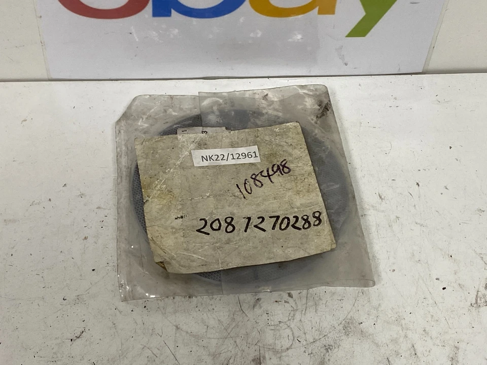 GENUINE MERCEDES BENZ CLK W208 FRONT SPEAKER COVER RIGHT SIDE A2087270288 GREY - Image 3 of 4