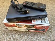 Magnavox TB110MW9 DTV Digital to Analog TV Converter Box with Remote TESTED