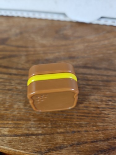 Leap Frog Shapes Sharing Picnic Basket Replacement Sandwich  - Picture 1 of 5