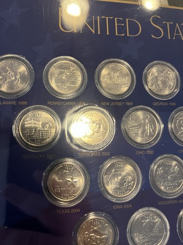 US Commemorative Gallery 50 US Quarter Dollar Collection Display Uncirculated - Picture 2 of 10