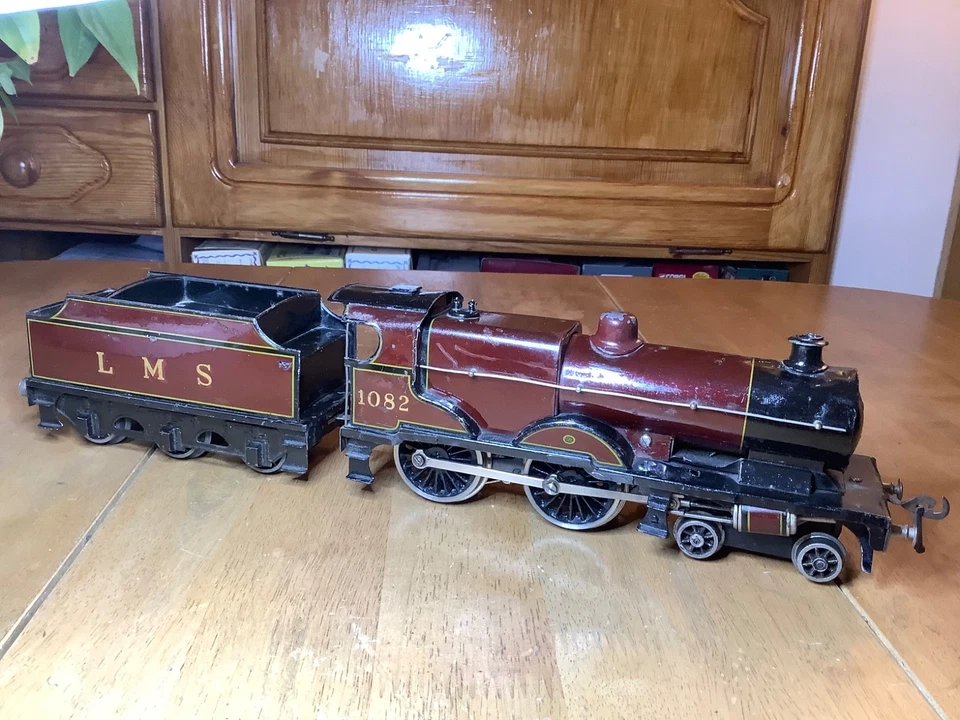 Bassett Lowke O Gauge 3 Rail DC Electric LMS Maroon 4-4-0 Midland Compound 1082 - Image 2 of 4