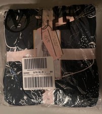 Victoria  s Secret Flannel Pajama Set   Size XL   New in Packaging