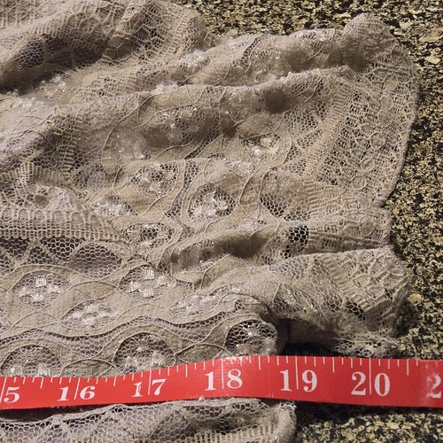 Shannon Ford New York Pale Taupe Lace Top Shark Bite Hem Women size XL - Picture 5 of 9