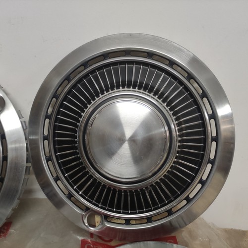 4 NOS GENUINE TOYOTA トヨタ WHEEL HUB CAPS CRESSIDA RX30 RX35 # 42621-22171 - Bild 3 von 6