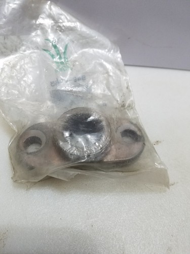 MTD / Cub Cadet Blade Adapter 948-0365- OEM Packaging - NEW - D3B - Picture 2 of 2