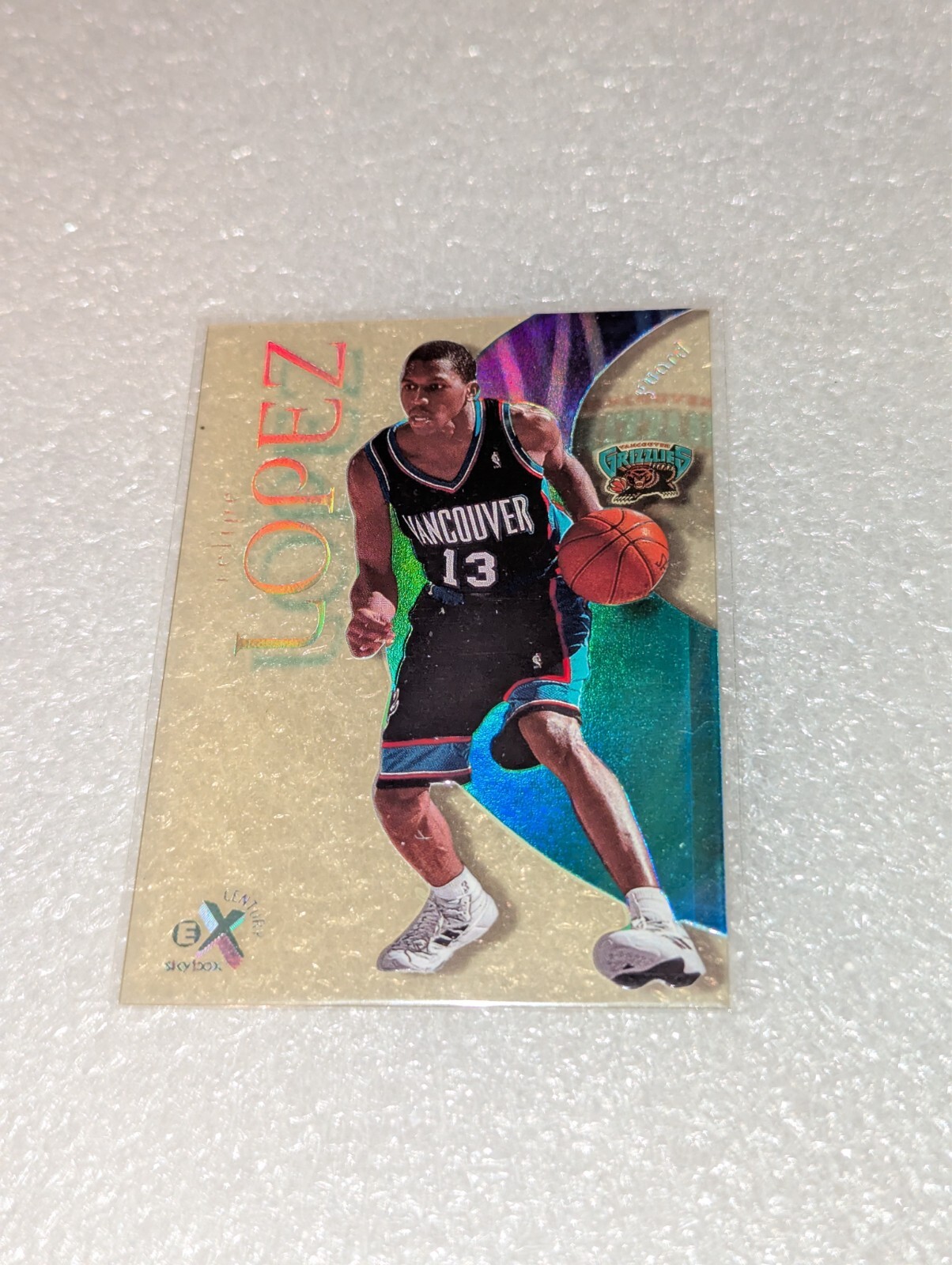 1998-99 Skybox E-X Century Felipe Lopez Rookie RC Card #80 Vancouver Grizzlies