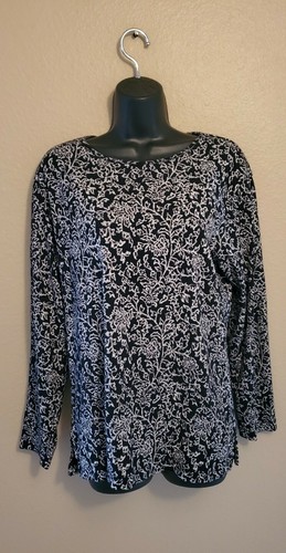 Chico's Women's Black/White Floral Knit Top, Size 3 (L)