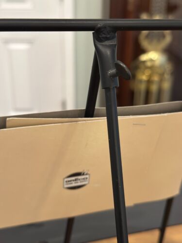 Black Metal Decorative Easel - Picture Album - Bible Display - Recipe Book Stand - Picture 5 of 6