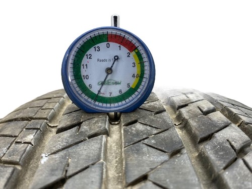 (B) BRIDGESTONE ECOPIA H/L 422 PLUS 235/55R20 102V TIRE 8/32NDS TREAD (DOT 0923) - Picture 11 of 12