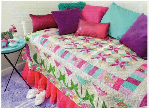 Dutch Tulips Quilt Pattern Pieced MM - Picture 1 of 2