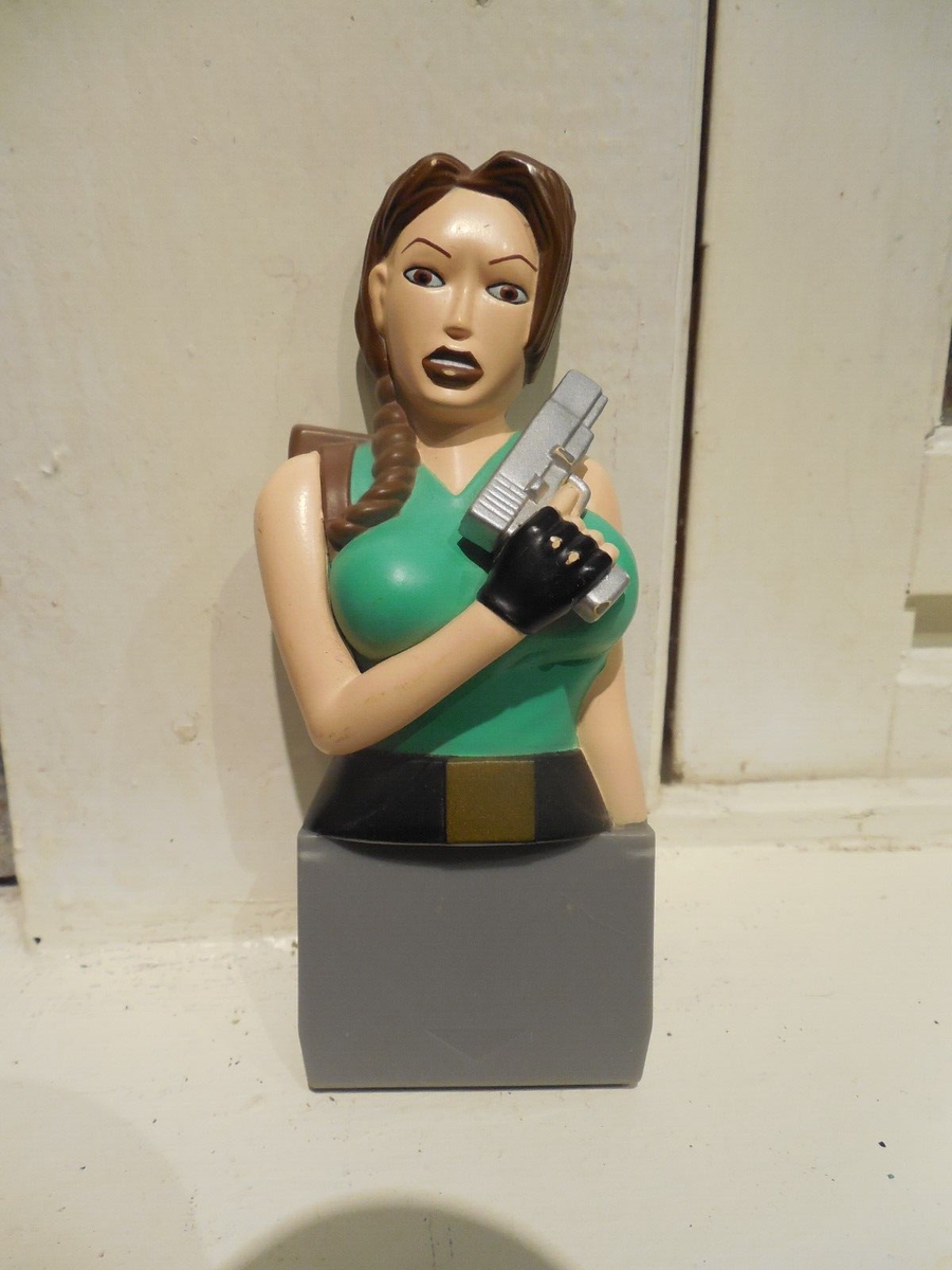 Vtg LARA CROFT Tomb Raider PLAYSTATION 1 Collector Edition