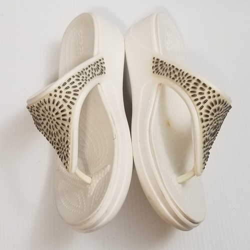 Sandali donna Crocs Monterey Diamante bianchi zeppa tanga 206343 taglia 7 US - Foto 6 di 15
