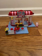 LEGO FRIENDS: City Park Cafe (3061)