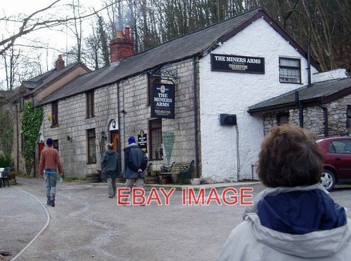 PHOTO MINER'S ARMS MAESHAFN MAESHAFN USED TO BE A MINING VILLAGE WITH MANY LE - 第 1/1 張圖片
