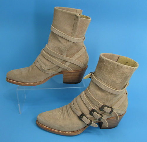 Botín Stetson Katie Beige Tostado Gamuza Vamp Tirantes 4 Hebillas $285 Minorista - TALLA 8 - Imagen 2 de 12