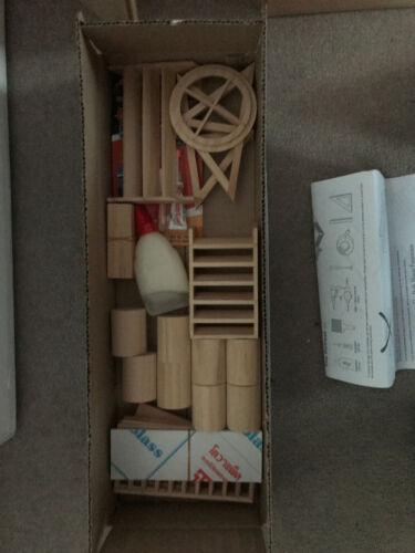Dolls House Emporium 1:12 The Retreat Dolls House with box 12th Scale *pick up* - Picture 4 of 8