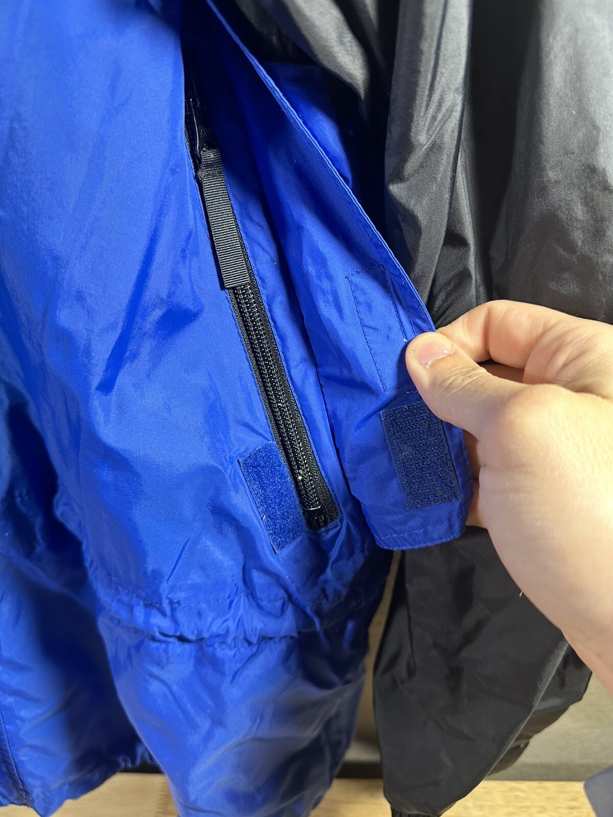 Helly Hansen Jacket Packable Nylon Black Windbrea… - image 4
