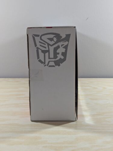 Platinum Edition Optimus Prime Year of the Goat Transformers Generations NEW USA - Picture 3 of 8