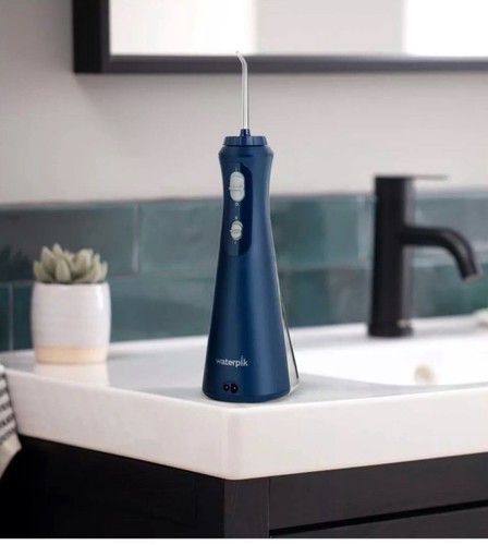 Waterpik Cordless Plus Water Flosser WP-493UK - Blue - Picture 2 of 4