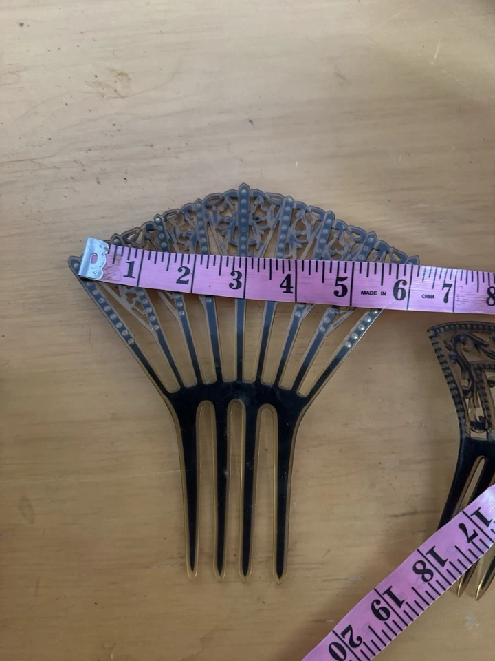 Антикварные целлулоидные расчески для волос 1920-е стиль ар-деко с зелеными стразами-ЛОТ ИЗ 2 - Изображение 4 из 4