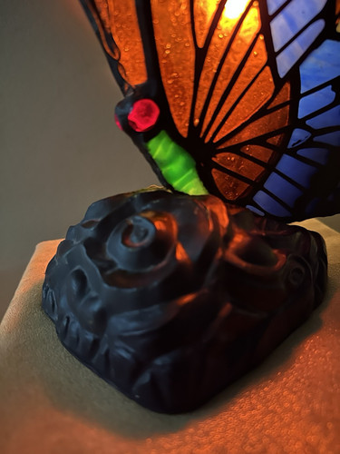 Tiffany Style Table Butterfly Lamp Stained Glass Desk Night Light Vintage Table - Picture 8 of 14