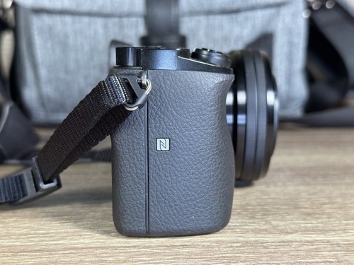 Kit de cámara digital Sony Alpha A6000 24,3 MP 16-50 mm 55-210 mm Lentes Bolsa Cargador - Imagen 5 de 24