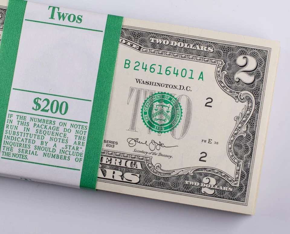 2013 BEP Strap $2 UNC Consecutive Federal Reserve Notes Lot of 100  - Image 2 of 4