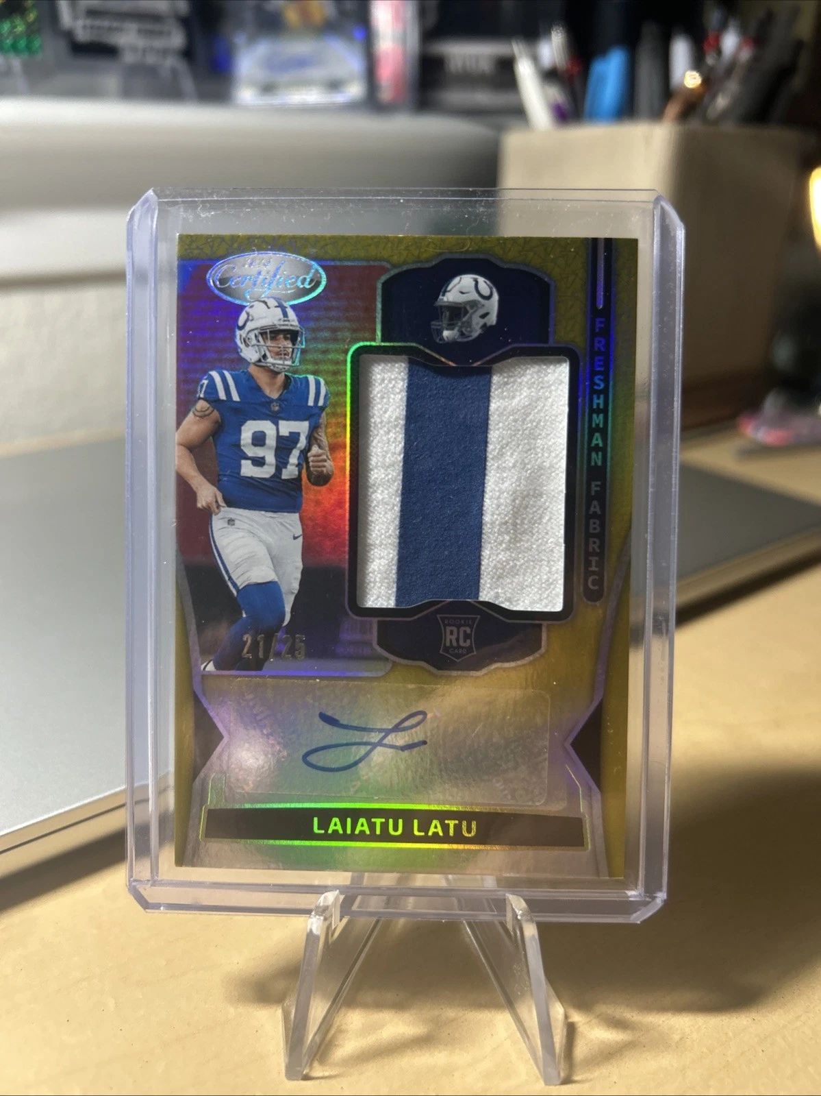 2024 Panini Certified Laiatu Latu Freshman Fabric Auto Gold 21/25 RPA #FMS-LLU